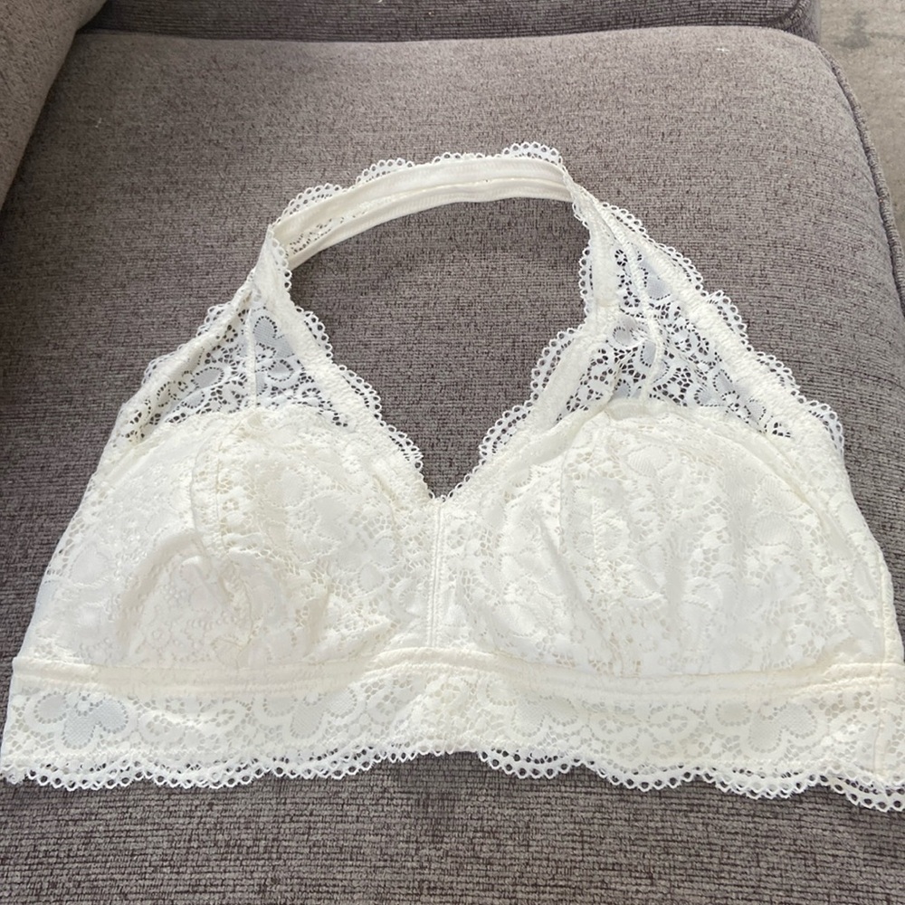 NWT cream AERIE bra. Size XL​​​​​​​